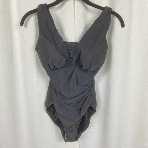 Lands End Black Slendersuit Grecian Tummy Control One Piece Swimsuit Sz.6P NWOT - Picture 4 of 14